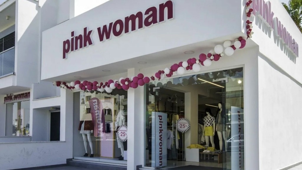 pink woman intrafashion – new