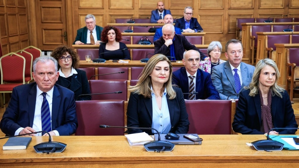 proanakritiki_0404_1460-820_2_new