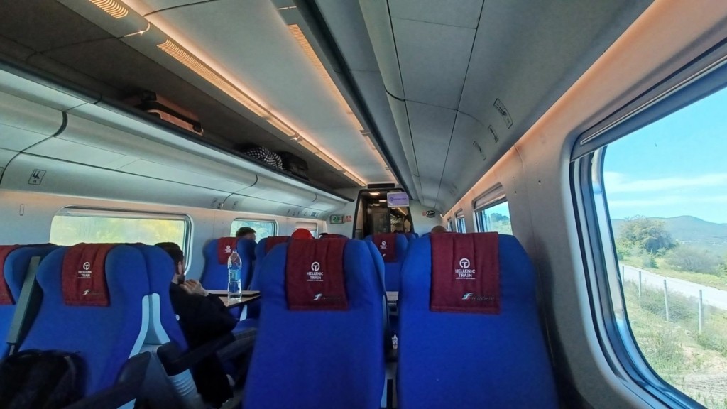 treno vlavi lianikladi – new
