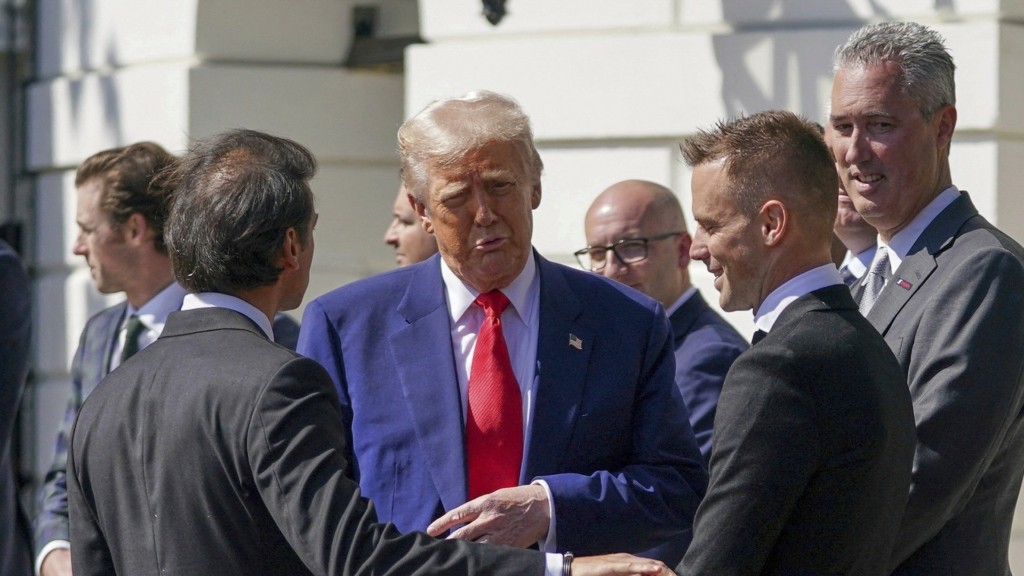 trump-symvouloi