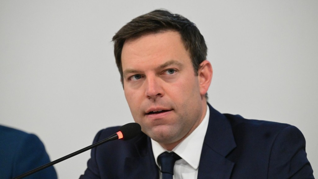 KASSELAKIS NEW