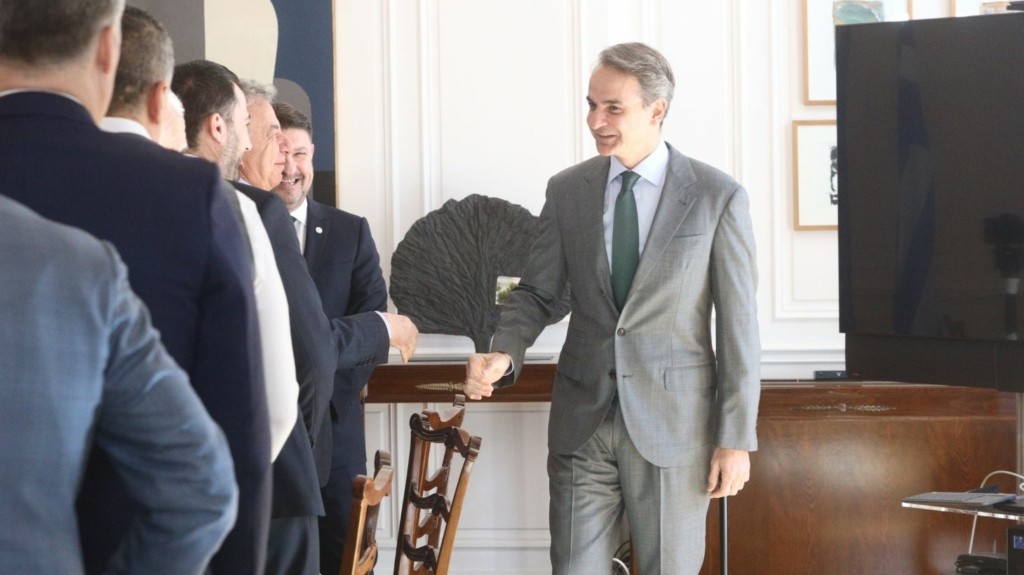 mitsotakis_perifereiarxes_new
