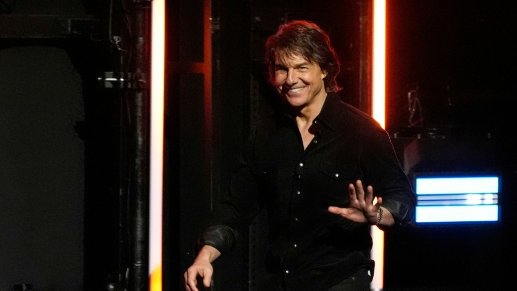 tom cruise 5543- new