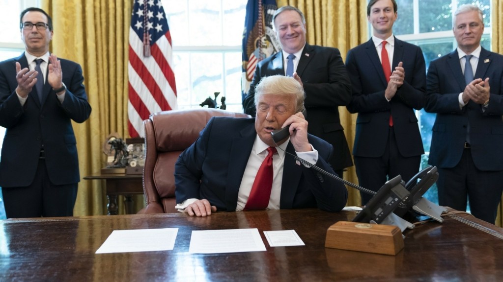 trump_tilefono_2205_1920-1080_new