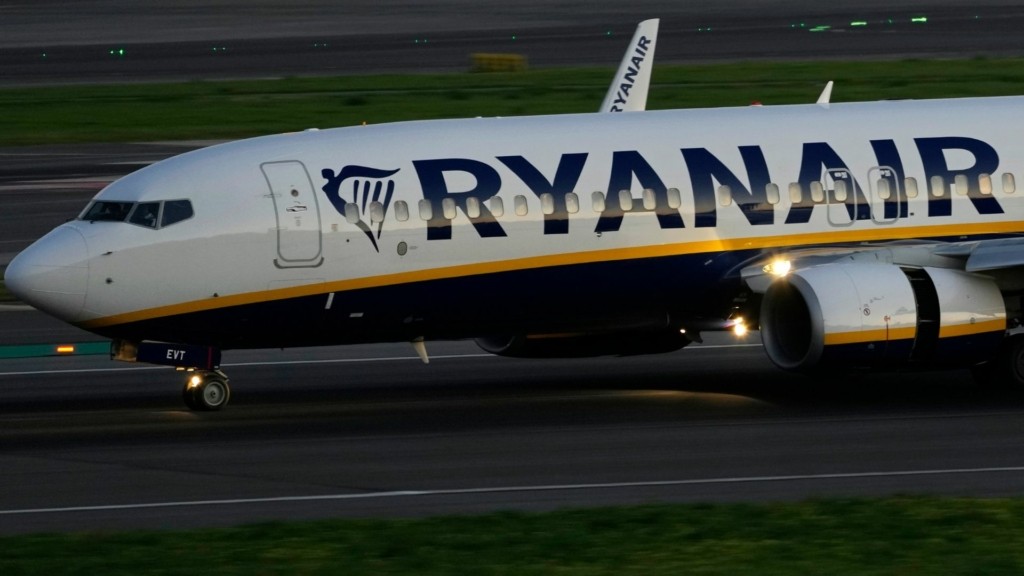 ryanair aeroplano – new