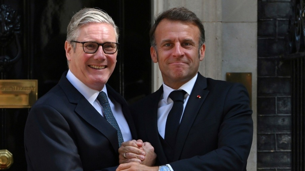 Macron Starmer