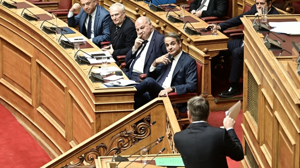androulakis mitsotakis voyli