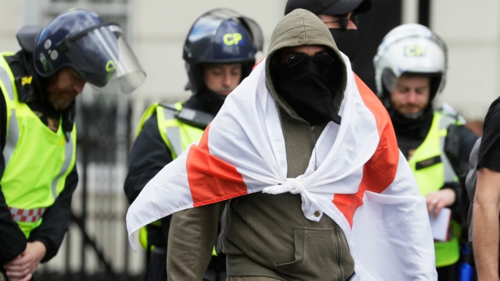 england_police_new