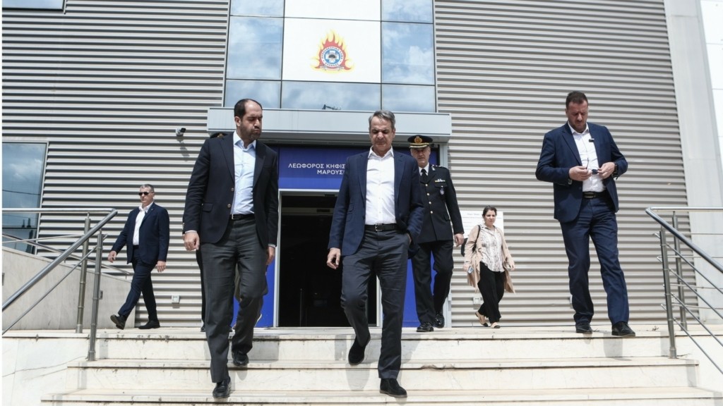 mitsotakis kefalogiannis politiki prostasia