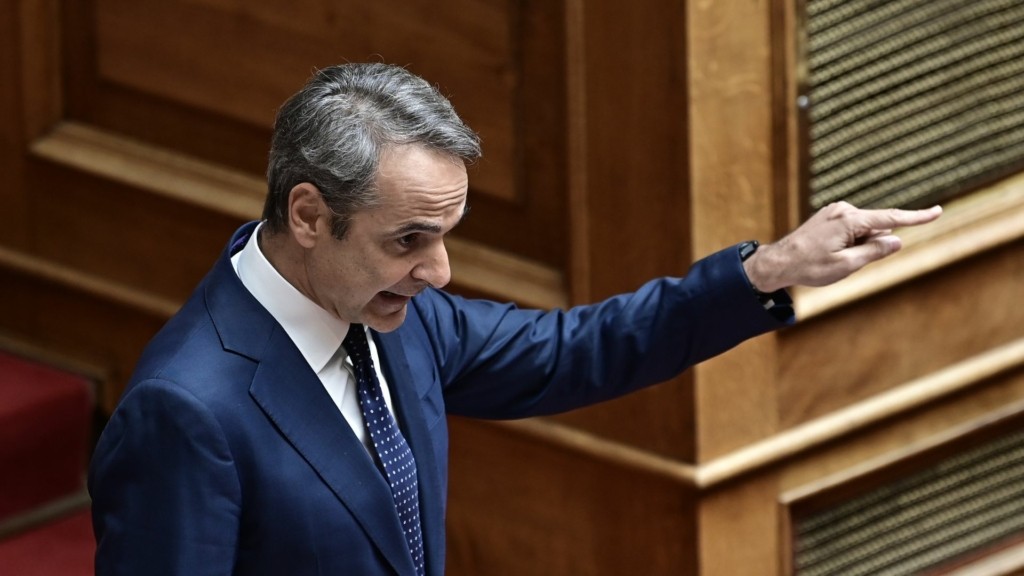 mitsotakis-vouli-82