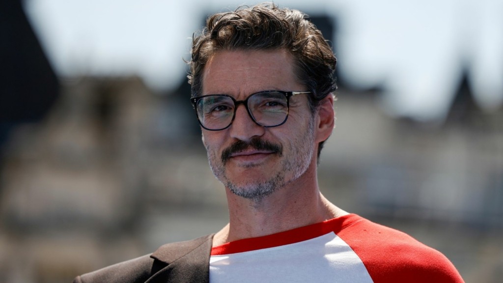 PedroPascal2808