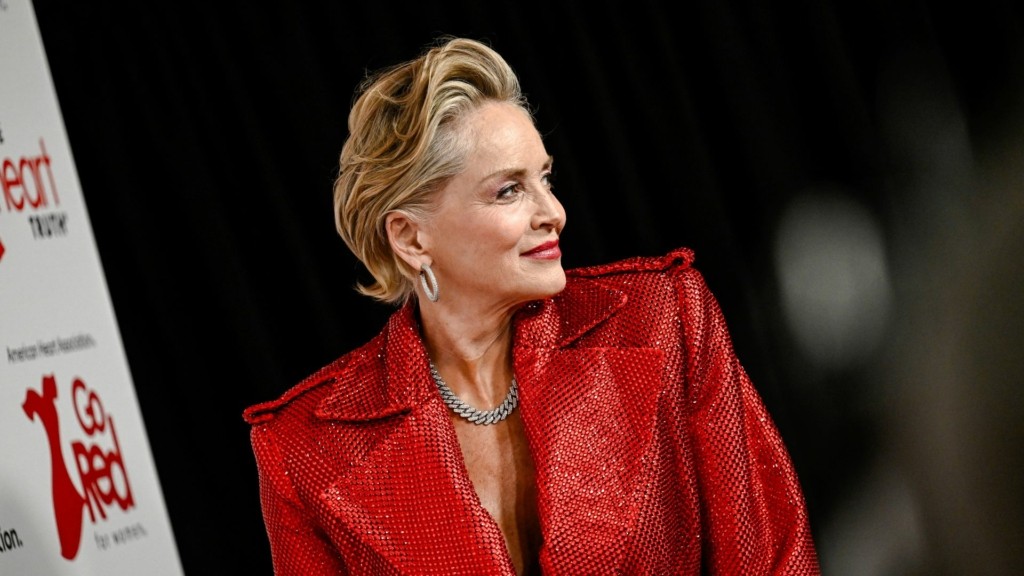SharonStone_1808