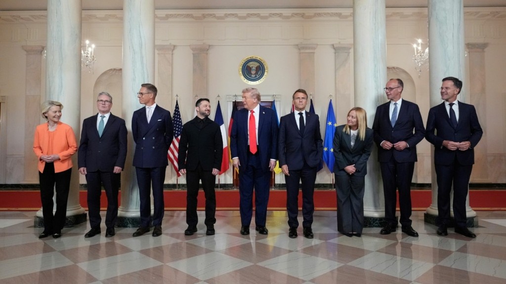 TRUMP_EE_famlyphoto