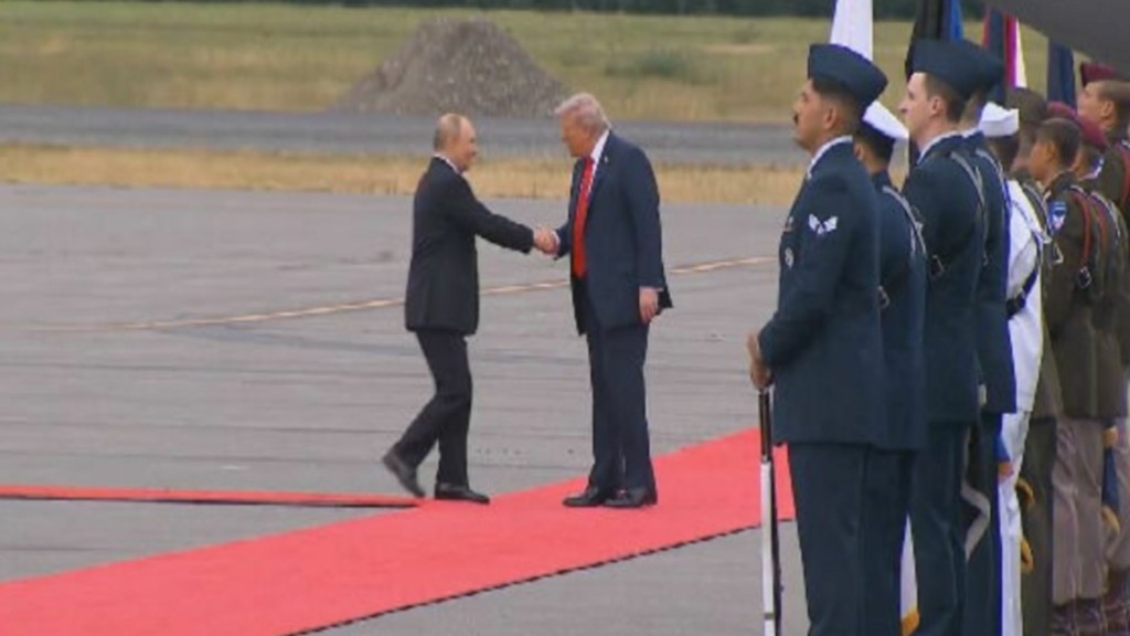XEIRAPSIA_TRUMP_POUTIN