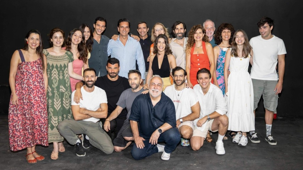 ant1_dikastis8