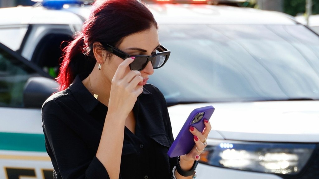 laura_loomer