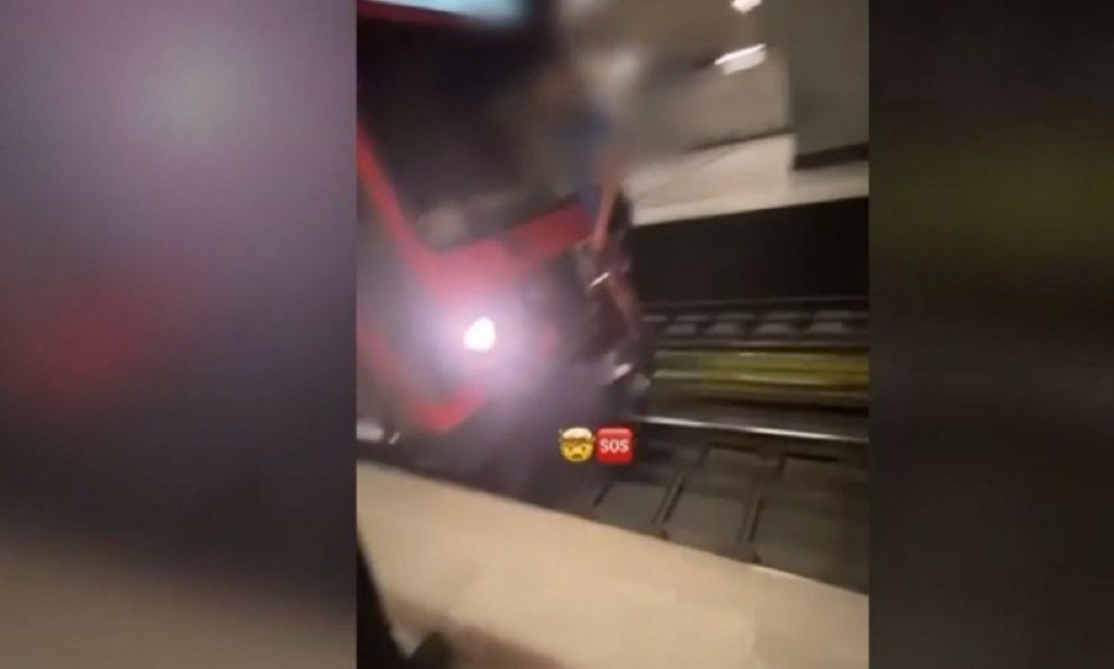 metro-andras-syrmos