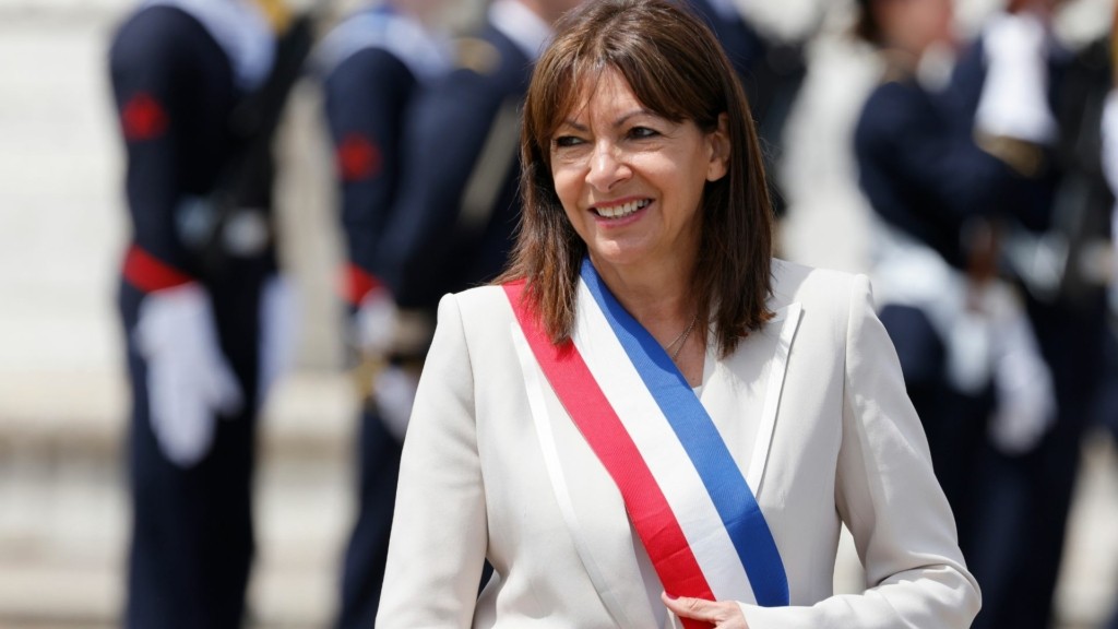 anne hidalgo 55- new