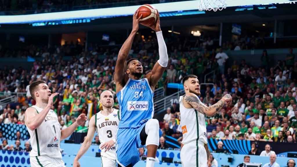 antetokounmpo-345