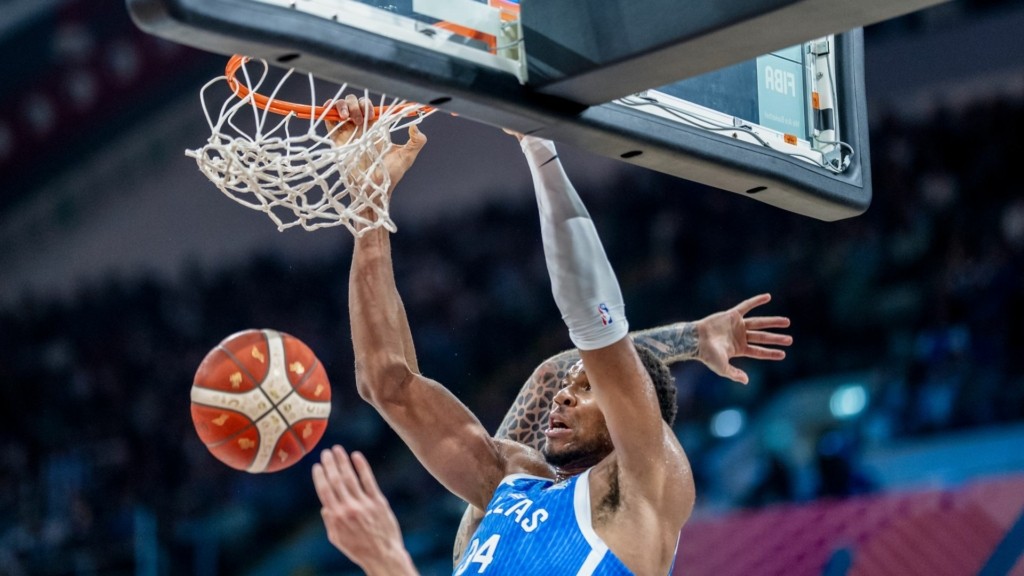 antetokounmpo-854