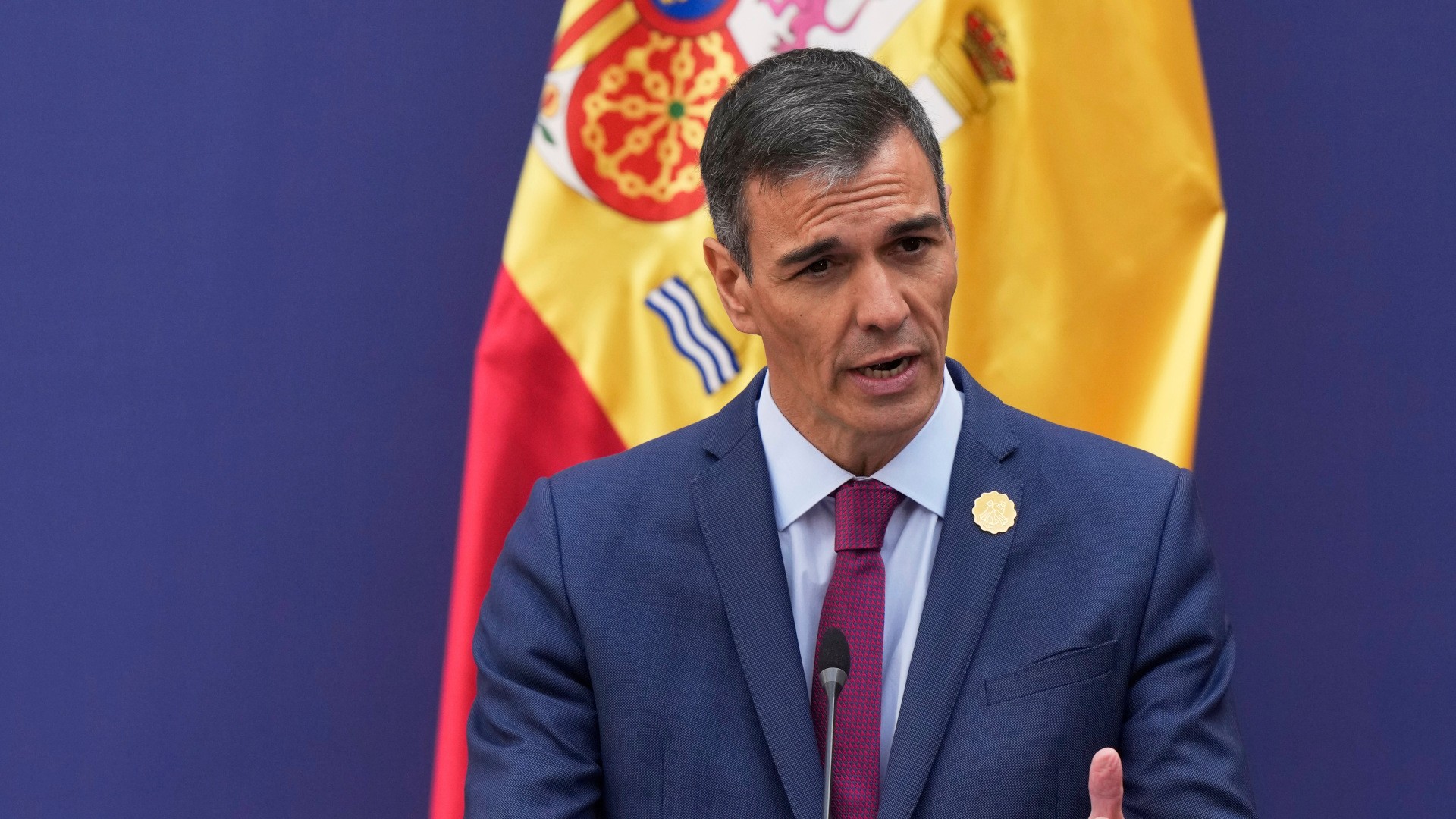 Η Ισπανία προχωρά σε ναυτιλιακούς και αεροπορικούς περιορισμούς κατά του Ισραήλ