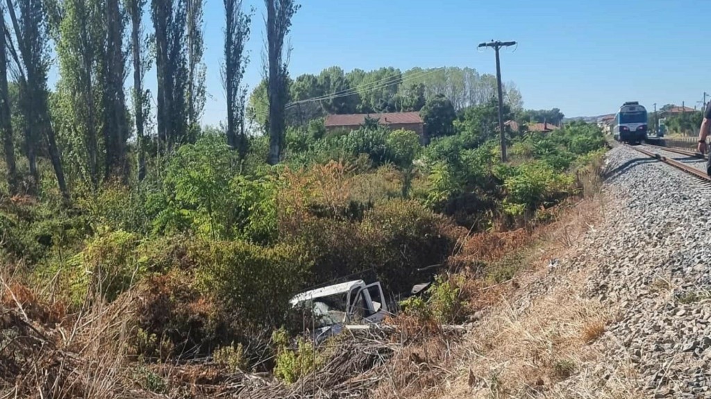 treno-aytokinito
