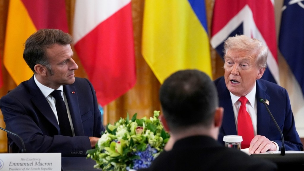 trump-macron-345