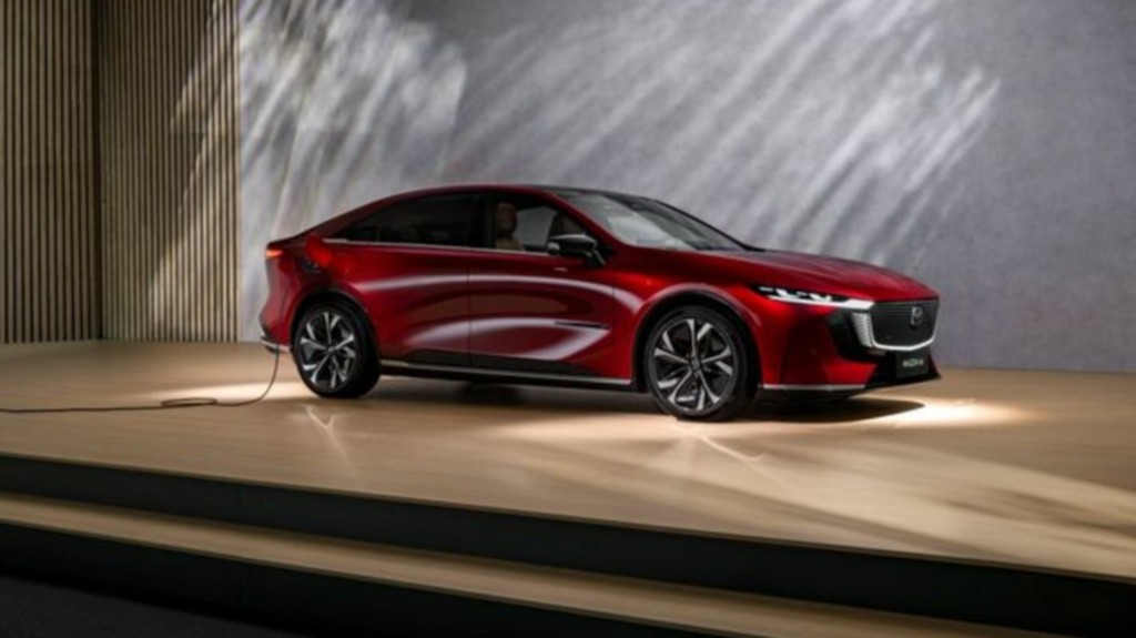 Mazda 6e-1