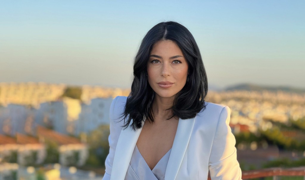 afroditi-latinopoulou-bg