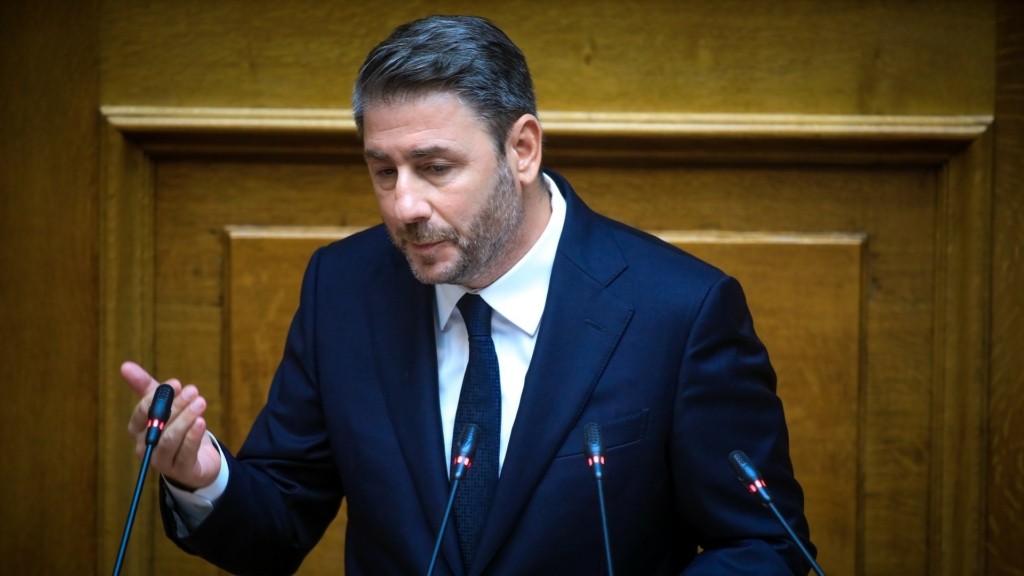 andoulakis-vouli-16-10-25