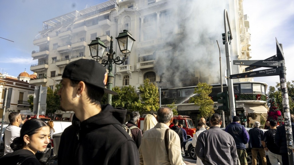 fotia-leoforos-nikis2