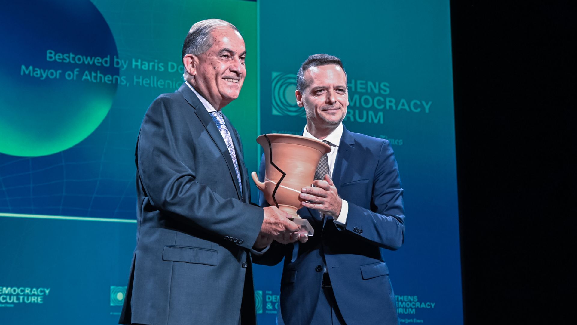 Δήμος Αθηναίων: Βραβείο Δημοκρατίας στον ισραηλινό δημοσιογράφο της Haaretz Γκίντεον Λεβί