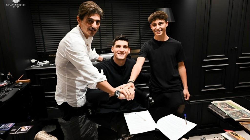 mitoglou_pao_3010_1460-820_new