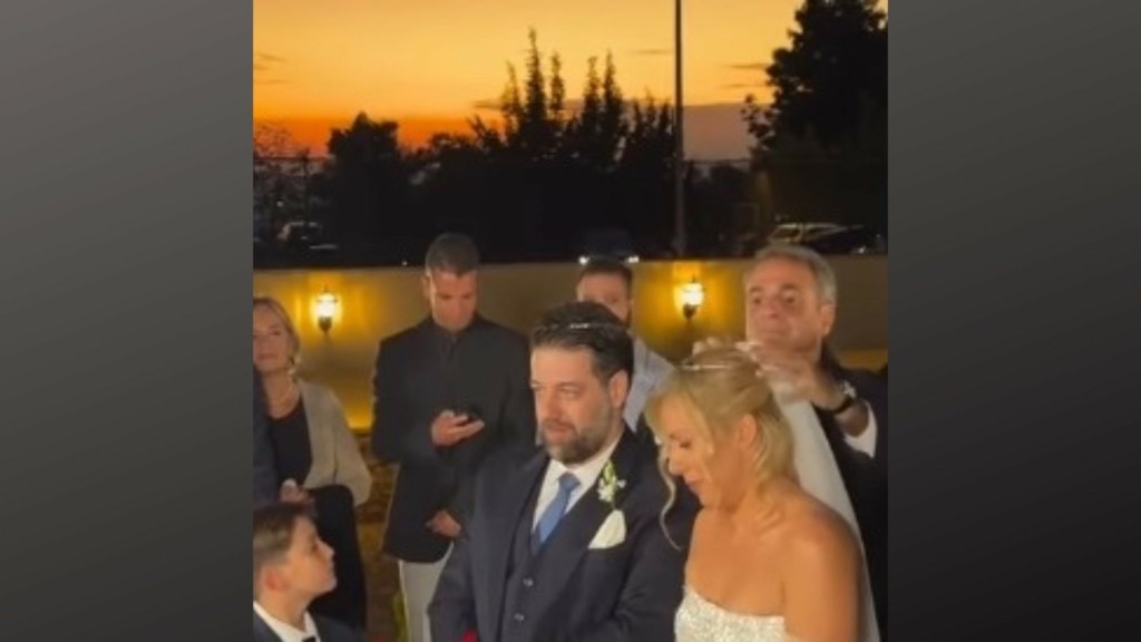 mitsotakis gamos koumparos