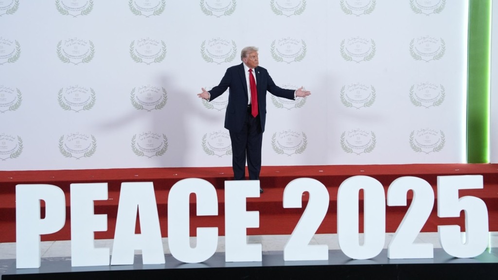 trump aigyptos 77- new