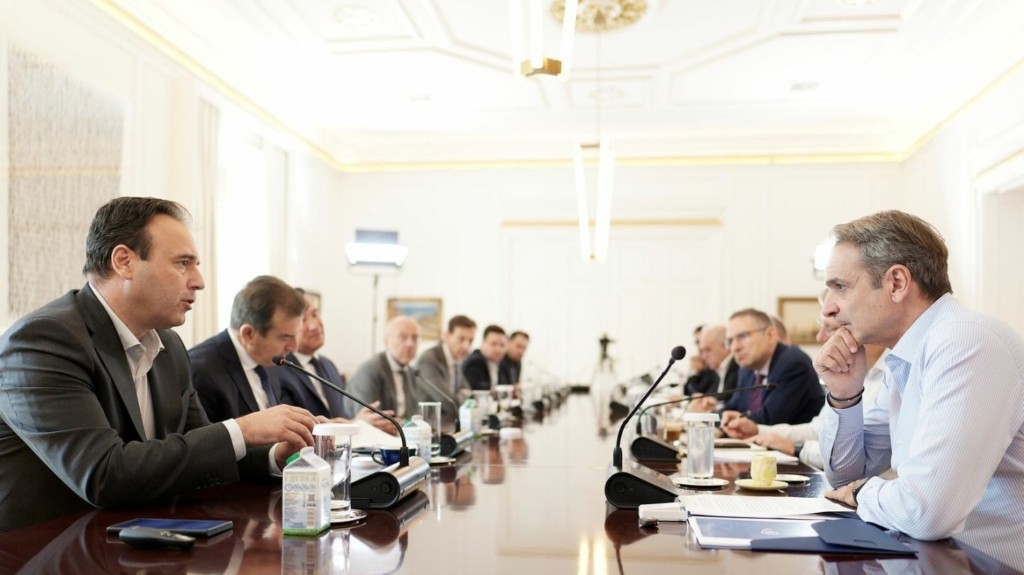 alkool mitsotakis new