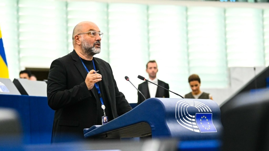 arnaoutoglou_new_123