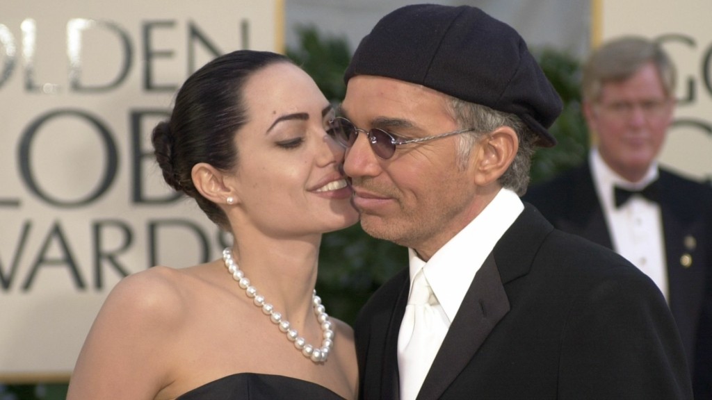 jolie thorndon 77- new