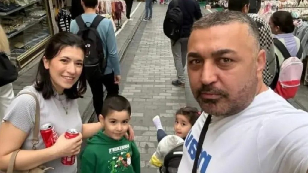 konstantinoupoli oikogeneia nekroi – new