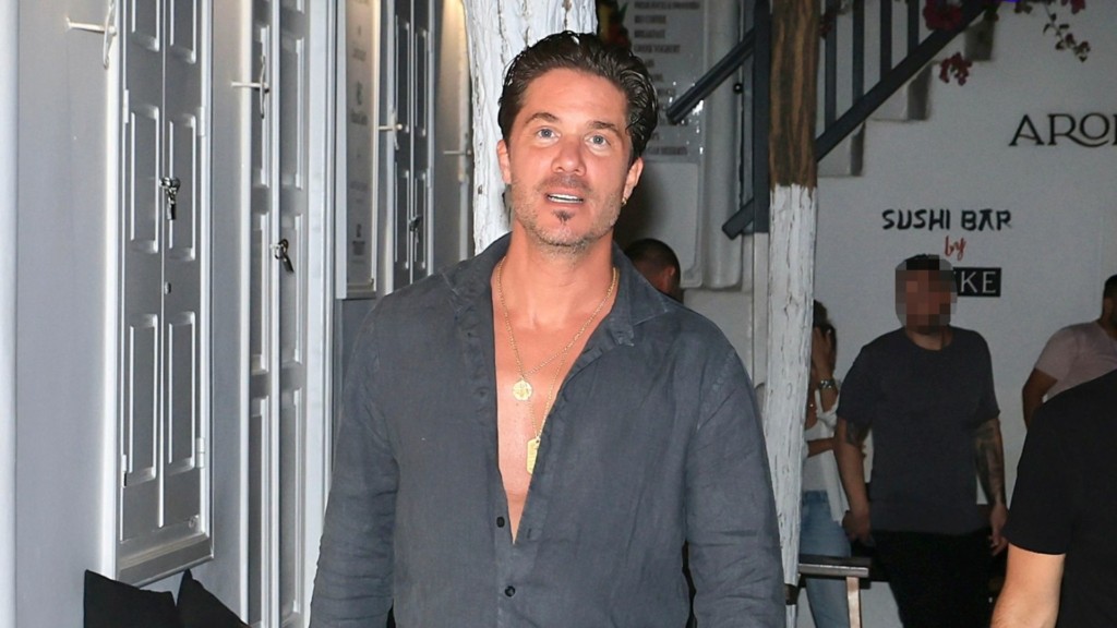 nikos-oikonomopoulos-new