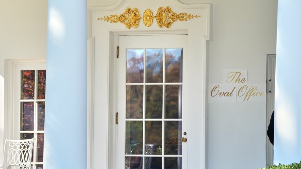 oval grafeio xryso 09- new