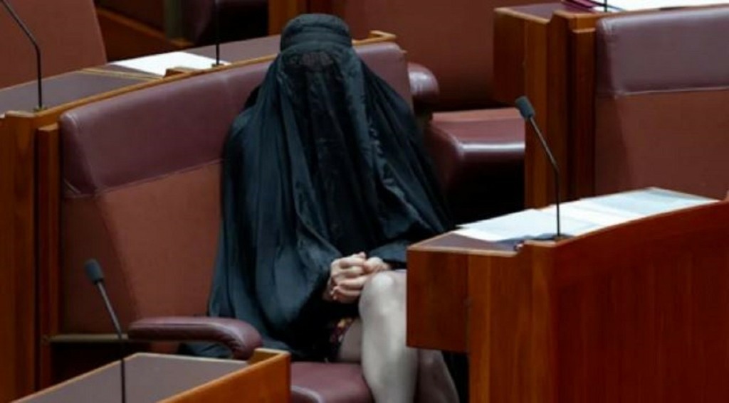 pauline-hanson-burqa