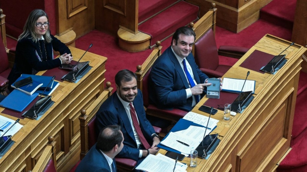 pierrakakis_vouli_new