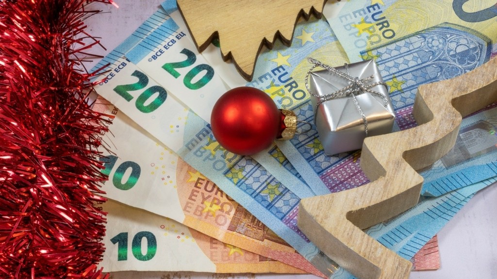 christmas_euros_xristougenna_evro_1212_1920-1080_new