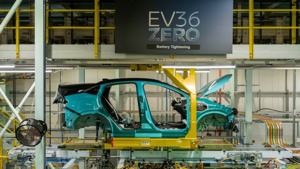 Nissan LEAF at battery marriage in Trim and Chassis