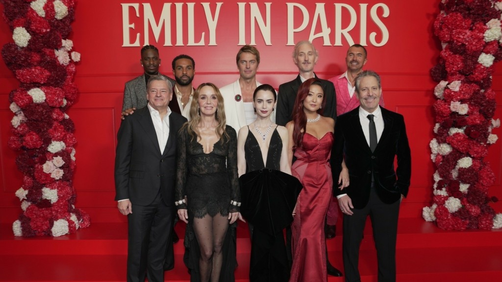 emily-in-paris_1712_1920-1080_new