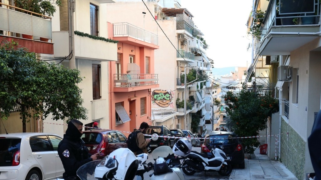 kypseli-spitia-aytoktonia