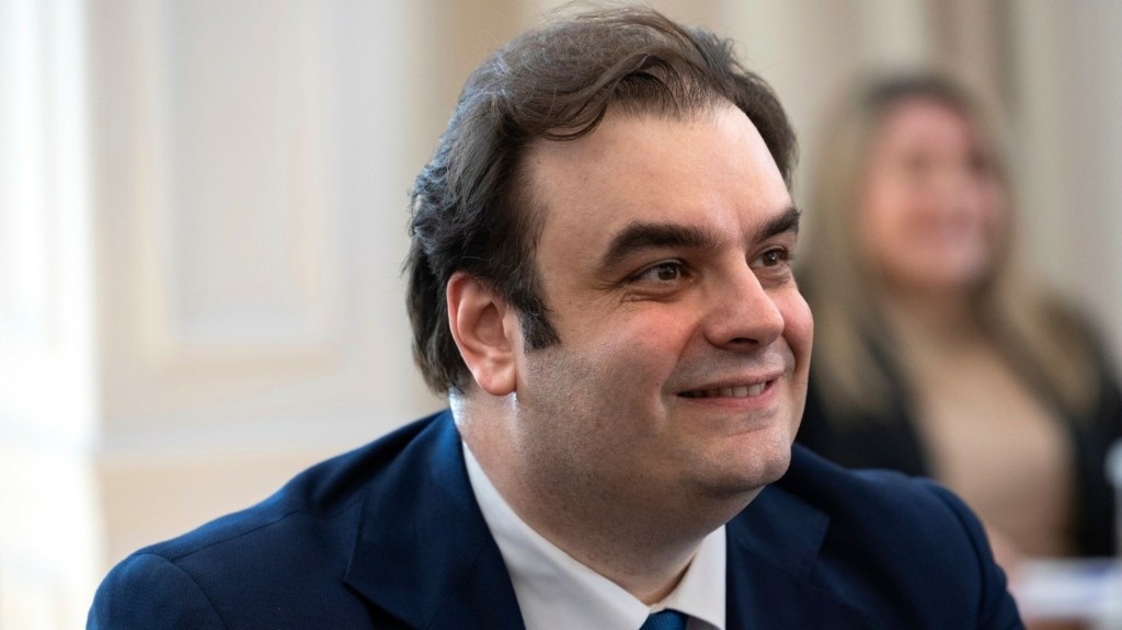 kyriakos pierrakakis