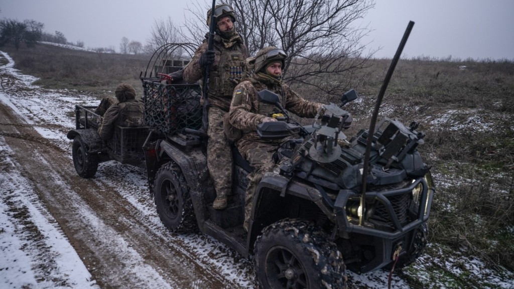 oukrania polemos 887- ew