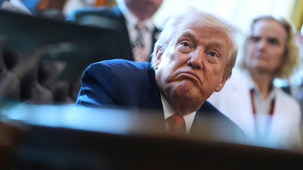 trump oval office – 66- new